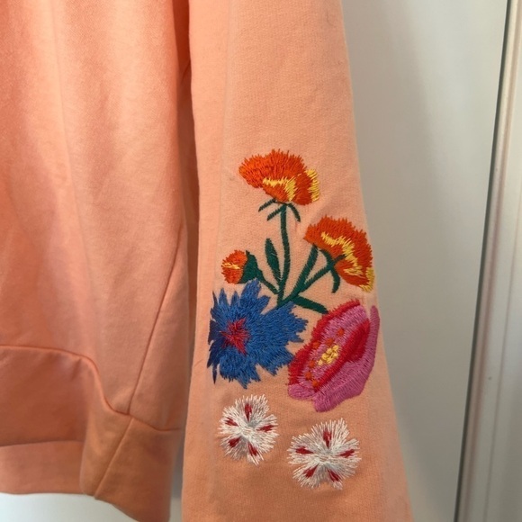𝅺crave Fame Women’s Floral Embroidered Sweater Size Small - Picture 4 of 6